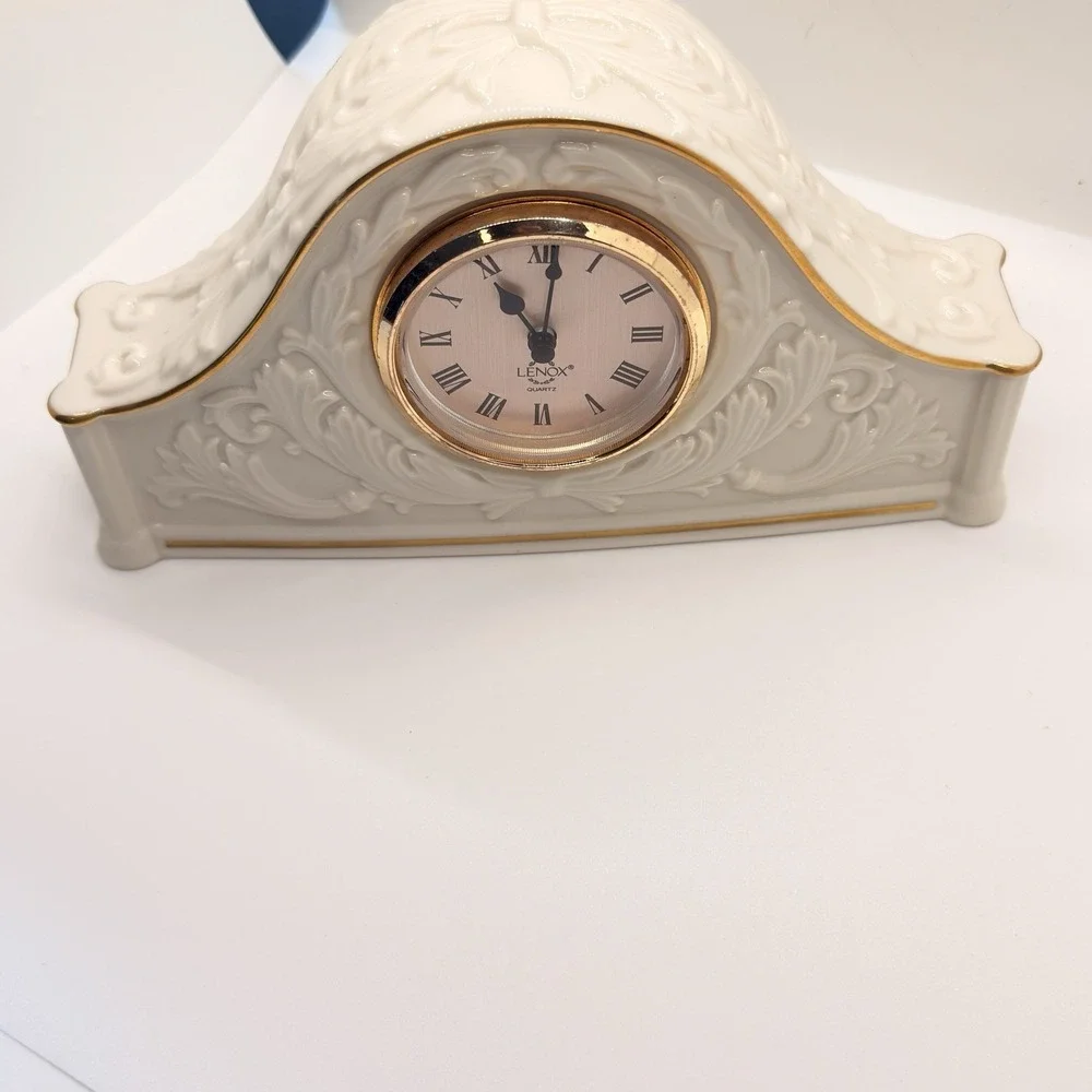 Lenox Grandmillennial French Country Mantel Clock Ivory Porcelain Vintage